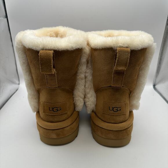 UGG Classic Chillapeak Women's 8 Chestnut NWOB 1144046 Sheepskin Boots - Picture 4 of 6